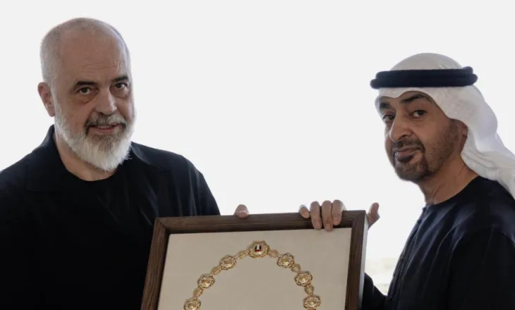 Kryeministri Edi Rama nderohet me medaljen më të lartë të Emirateve të Bashkuara Arabe