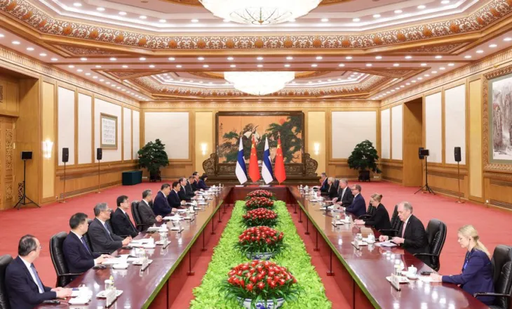 Kryeministri i Finlandës viziton Kinën, thellim i bashkëpunimit praktik në sektorët e gjelbër dhe të inovacionit