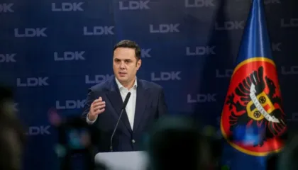 Kryetari i LDK, Lumir Abdixhiku i ofron dorëheqjen Kuvendit të partisë