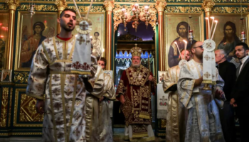 Kur koha ndahet në dysh! Pse 250 mln të krishterë e festojnë sot Krishtlindjen