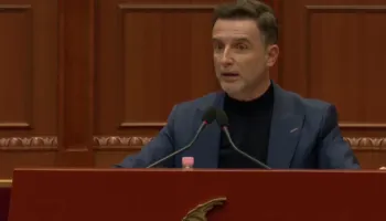 Kush e fiku FRESSH-in? Erion Braçe kujton nisjen e rrugëtimit politik para 34 vjetësh: As e mendoja se do bëhesha drejtues partie e deputet