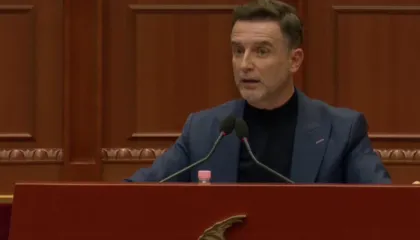 Kush e fiku FRESSH-in? Erion Braçe kujton nisjen e rrugëtimit politik para 34 vjetësh: As e mendoja se do bëhesha drejtues partie e deputet