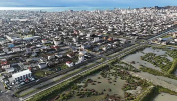 Kush e ka fajin?! Pa ndërhyrje, përmbytjet do të prodhojnë dëme të kushtueshme për ekonominë