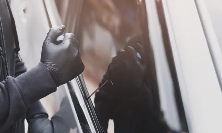 KUSH është ‘skifteri’ që grabiti taksistin dhe dy karburante në Fushë-Krujë