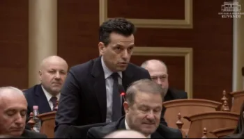 Kushtetuesja shqyrton pezullimin e saj nga detyra, Balluku në Kuvend! Shehaj: Dua provat e SPAK! Ajo është ulur aty edhe po tallet