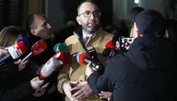 Kuvendi u mbyll mes tensioneve/ Bardhi: Balluku duhet të jetë në burg