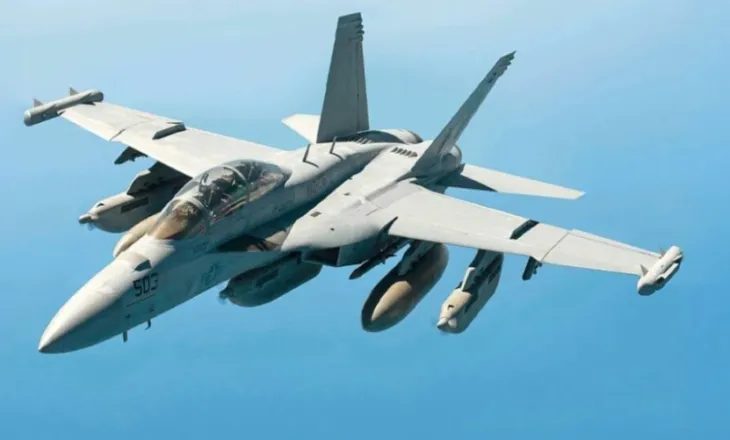 Ky është avioni që ndërpreu gjithë komunikimet ushtarake e elektronike në Venezuelë