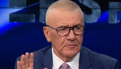 Ky nuk na pëlqen, largoje/ Rakipi: PD ka frikë nga Ergys Mërtiri, jo më të rrëzojnë Edi Ramën