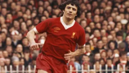 Lajmi i dhimbshëm, Keegan diagnostikohet me kancer. Ish-sulmuesi shtrohet në spital