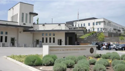 Largohen nga detyra ambasadorët amerikanë në Maqedoninë e Veriut dhe në Malin e Zi