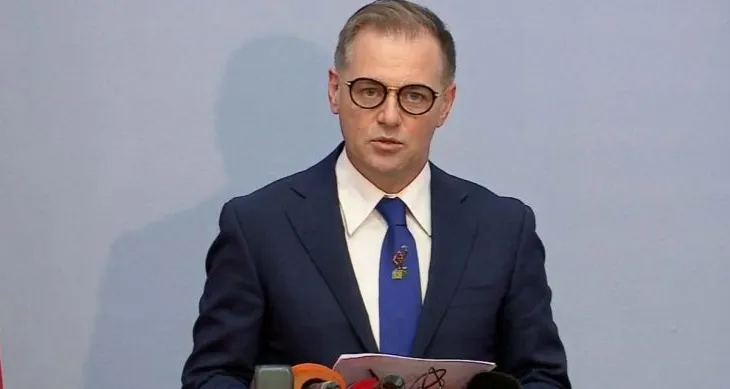 Largohet nga detyra Drejtori i Përgjithshëm i Doganave, Genti Gazheli/ Ja kush e zëvendëson (EMRI)