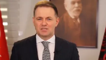 Largohet nga detyra Drejtori i Përgjithshëm i Doganave, Genti Gazheli