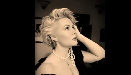 Laura Olldashi: Çfarë arome ka nostalgjia?