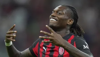 Leão stërvitet edhe ditën e pushimit, Saelemaekers në dyshim për Romën