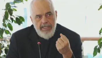 “LEMERI”/ Rama mbledh kryebashkiakët: Task forcë për pastrimin e mbetjeve plastike