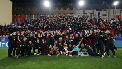 Lëvizje surprizë/ Sulmuesi i Kombëtares ndryshon skuadër