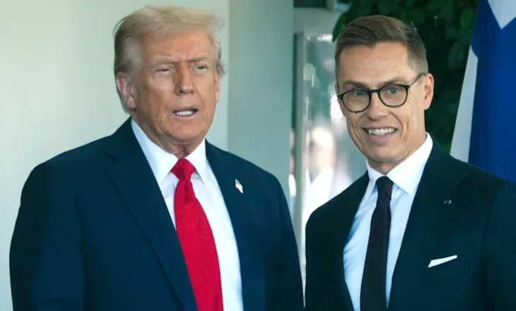 Lideri i shtetit të BE-së shpreh dëshirën për të ndarë saunën me Trumpin