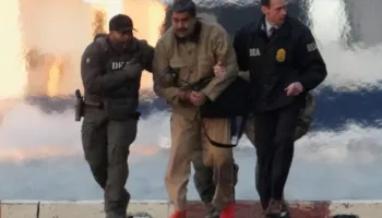 LIVE/ “Unë jam ende president i Venzuelës”, Maduro flet në Gjykatë, reagon presidenti kolumbian. Trump rihap frontin e Groenlandës, ç’ndodhi në Nju Jork