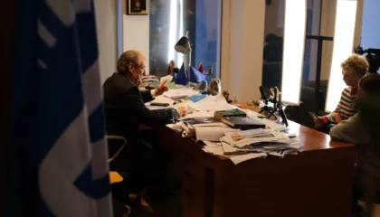 “‘Lubi’ Balluku bën gjithçka për të intimiduar dëshmitarët”/ Berisha: Largimi i Ramës, kusht i domosdoshëm