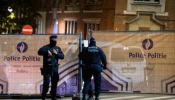 “Lufta mes klaneve të mafias shqiptare”, nis gjykimi për 9 të akuzuarit e vrasjes së Ardit Spahiut, mediat belge zbulojnë emrin e organizatorit  