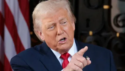 “Lufta” për Groenlandën/ Trump shpall tarifa për vendet europiane që i bëhen pengesë