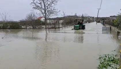 Lumi Erzen përmbyt Sukthin dhe Katundin e Ri/ 842 banorë të evakuuar dhe 2,500 ha tokë bujqësore nën ujë
