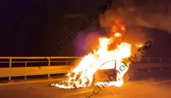 Makina përfshihet nga flakët në aksin Elbasan-Tiranë, detajet e para