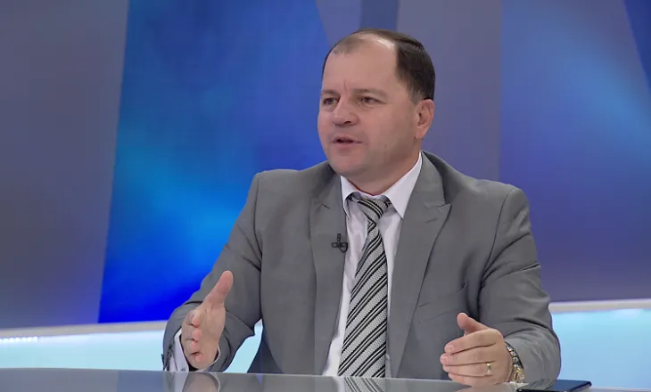 Maliqi: Të ngrihemi kundër këtyre hajdutëve që përmbytin dhe grabisin Shqipërinë