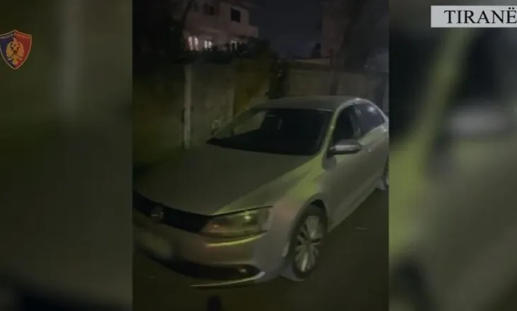 Mashtroi rojën e vendparkimit se ishte pronari i automjetit, arrestohet 18-vjeçari në Tiranë