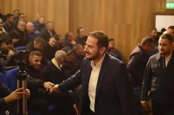 Mban sot takimin në Lezhë, Salianji fton demokratët t’i bashkohen masivisht: Shihemi sonte
