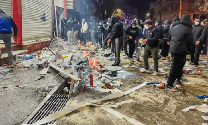 Mbi 10 ditë protesta në Iran! Dhjetëra viktima, çfarë do të thotë kjo për regjimin?