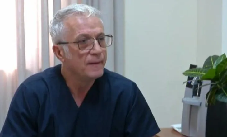 Mbrohet shefi i QSUT: Pacienti ishte në gjendje të rëndë me hemorragji, ndërprerja e dritave nuk ndikoi në kujdesin mjekësor