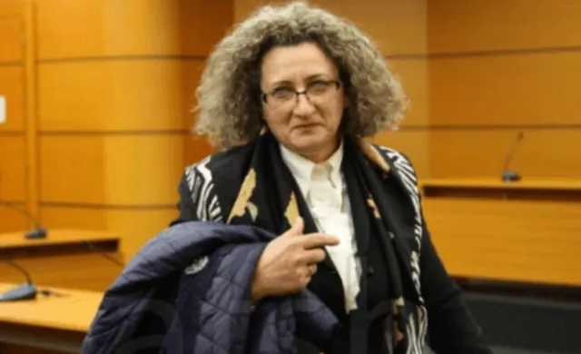 Me 3 mbiemra e dënuar në Greqi, Irena sfidon KLGJ: Ju s’më shkarkoni dot