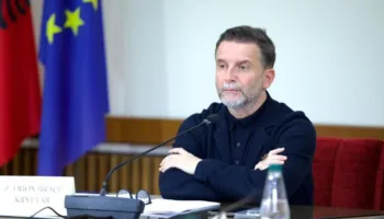 ‘Më në fund në punë’, Braçe kritika: Shteti me pushime, nuk u dha 32 milionë euro fermerëve brenda vitit