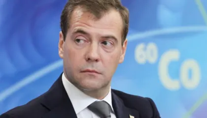 Medvedev propozon rrëmbimin e Merz