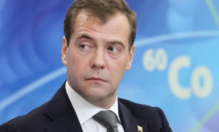 Medvedev propozon rrëmbimin e Merz