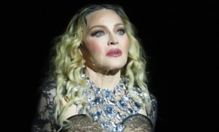 Mesazhi i Madonnës për protestat në Iran: Populli i tyre nuk e ka njohur lirinë, unë qëndroj pranë tyre