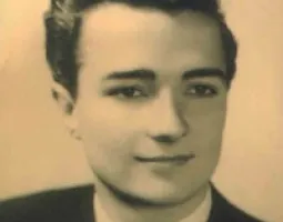 Mihal Hanxhari: Duke dëgjuar heshtjen