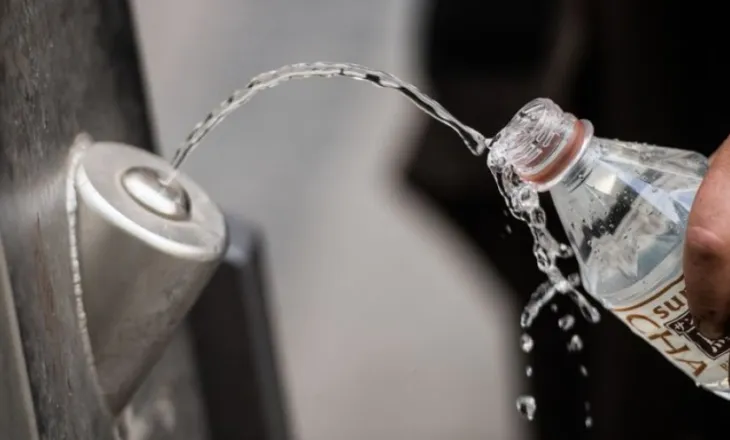 Mikroplastikat ndryshojnë ‘ngarkesën’ e spermës, baballarët përgjegjës për sëmundjen e diabetit te vajzat