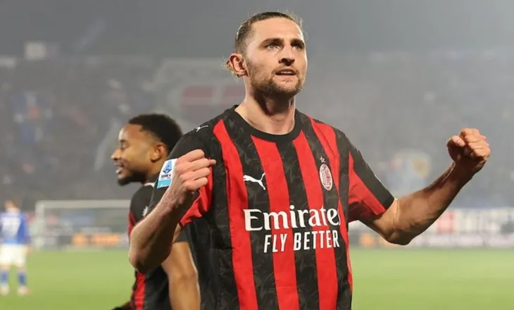 Milani nuk i ndahet Interit, kuqezinjtë përmbysin Comon dhe i vihen në ndjekje rivalëve të qytetit në garën për titull