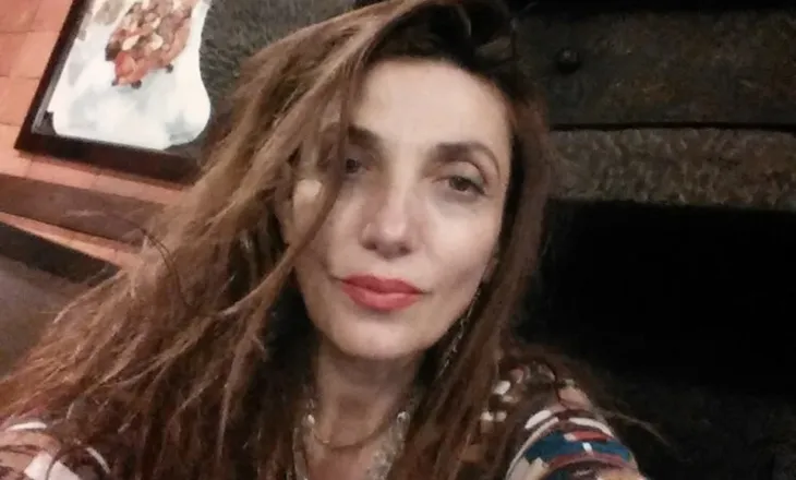 Mimoza Ahmeti: Poema e kafesë