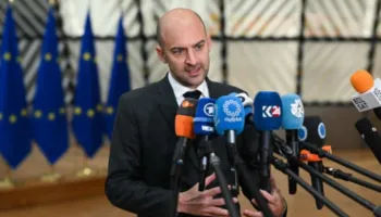 Ministri i Jashtëm francez: BE ka përgjegjësi strategjike për Groenlandën