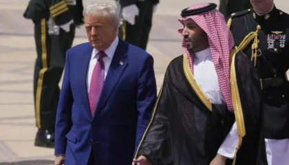Ministri i Mbrojtjes i Arabisë Saudite: Nëse Trump nuk e bombardon Iranin, Teherani do të forcohet