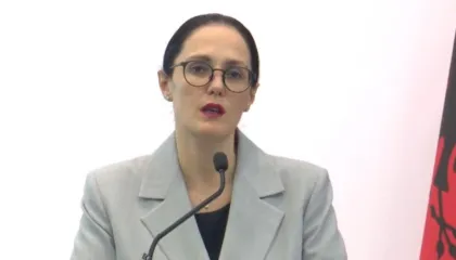 Ministrja Ibrahimaj: Ekonomia në 2025 u rrit me 3.75%! Inflacion 2.2%, borxhi publik ra në 53.4%