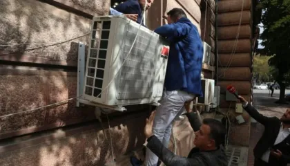 “Minjtë e nuhasin të parët tërmetin”, Noka për Salianjin: Agjenda e tij dirigjohet nga të tjerë!