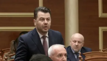 ‘Mos e fshihni dosjen e SPAK për Belinda Ballukun’, Kapri në Kuvend: Na e vini në dispozicion, të gatshëm të…