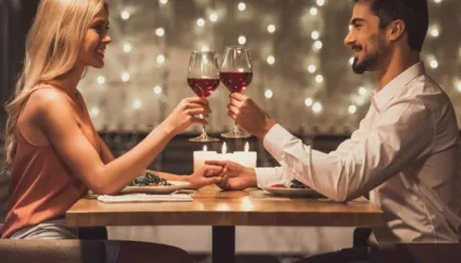 Mos i bëni! 5 gjërat që një burrë nuk do jua tolerojë kurrë në takimin e parë