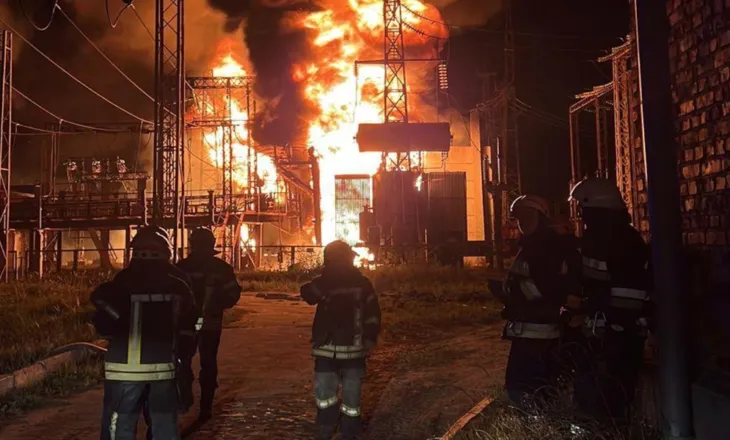 Moska dhe Kievi akuzojnë njëra-tjetrën për sulmet e natës së Vitit të Ri, raportohet për 24 të vdekur