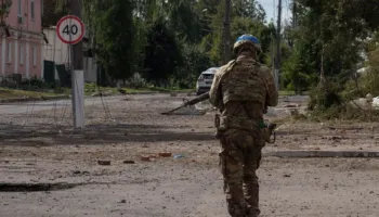 Moska thotë se ka zbuluar varre masive në rajonin e pushtuar të Kursk-ut