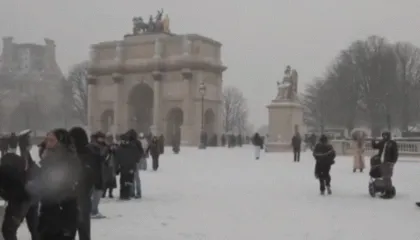 Moti i acartë “pushton” Francën